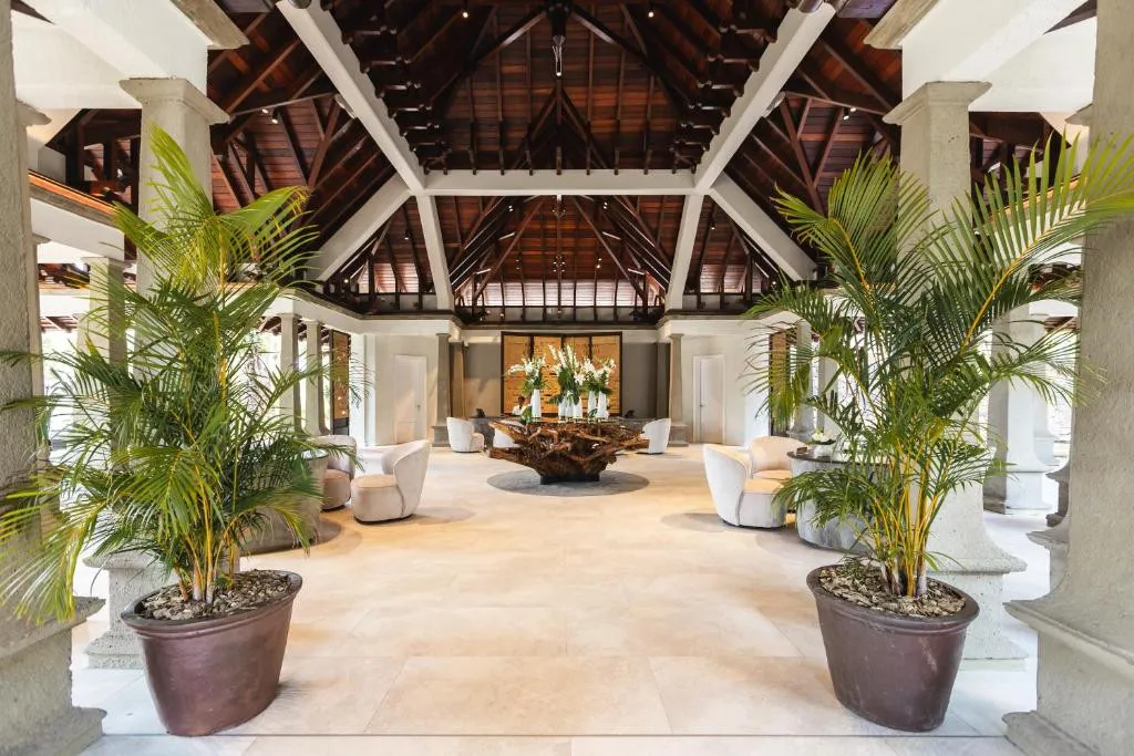 MARADIVA VILLAS RESORT & SPA