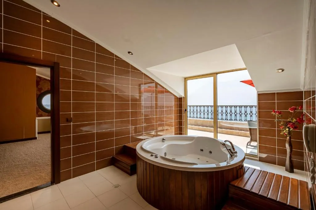 MEGASARAY WESTBEACH ANTALYA (EX. HARRINGTON PARK RESORT)