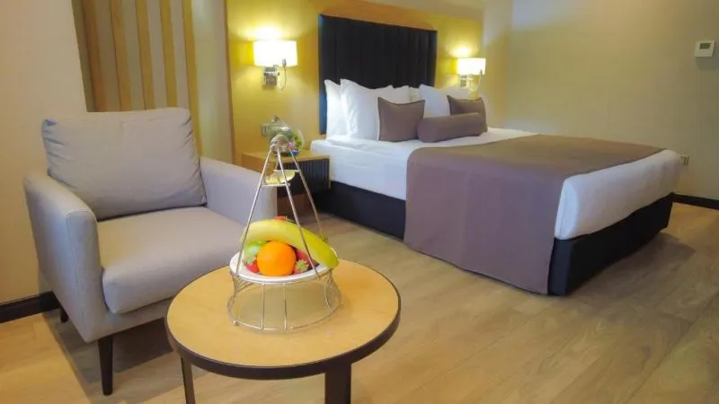QUA COMFORT HOTEL