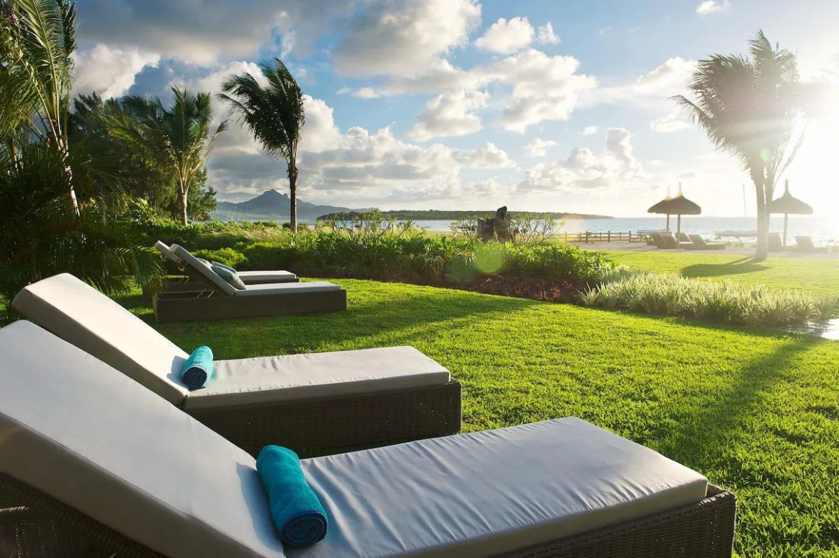 PARADISE BEACH