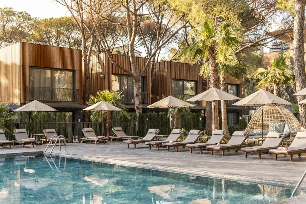 UNIQUE LIFE STYLE HOTEL