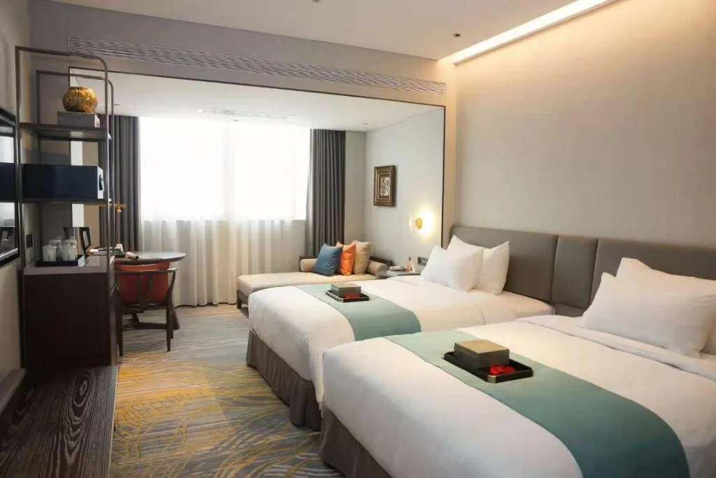 DONG FANG HOTEL GUANGZHOU