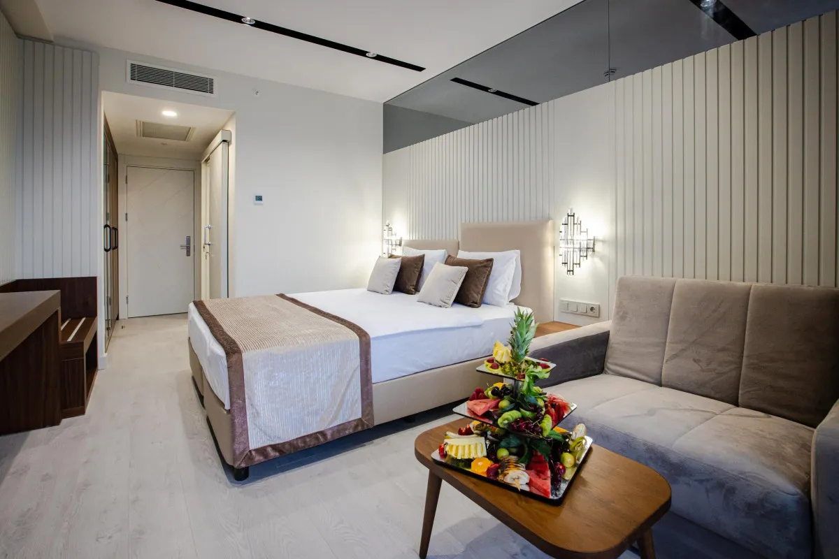 VICTORY VOLARE HOTEL