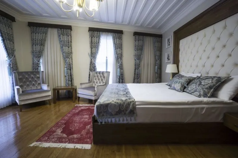 MEZZO HOTEL