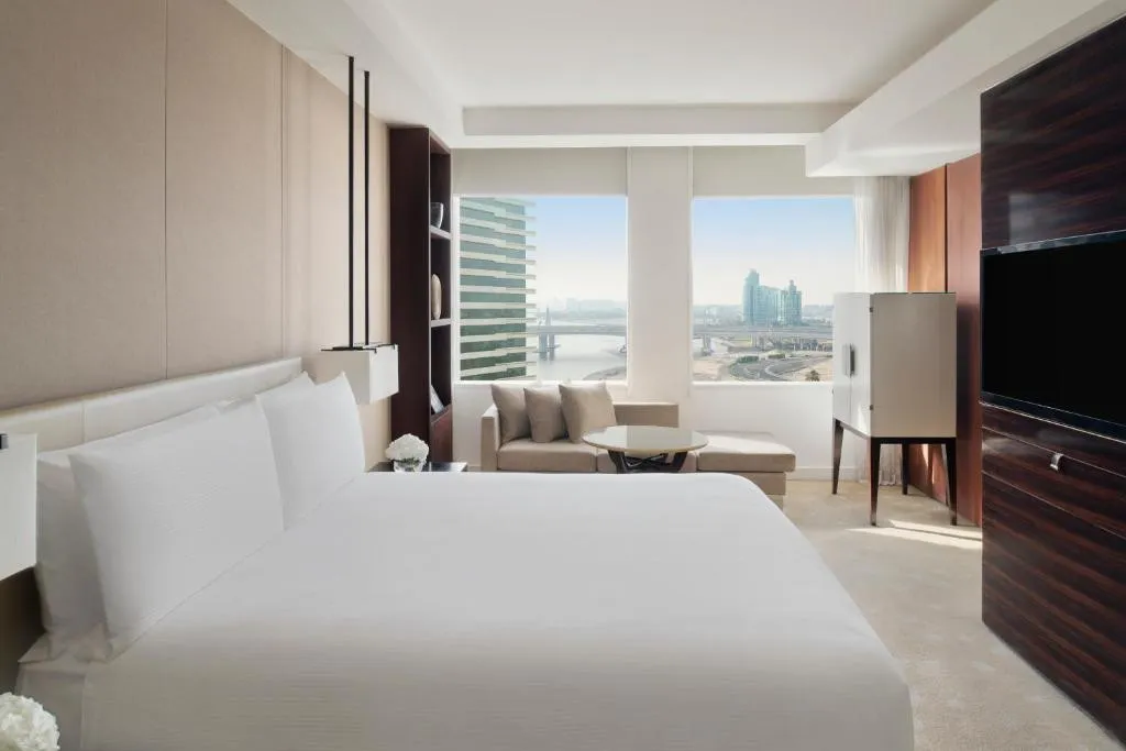 INTERCONTINENTAL DUBAI FESTIVAL CITY