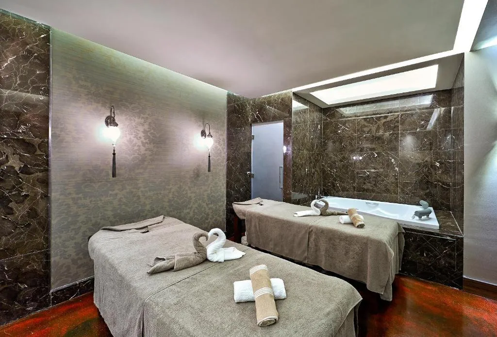 URANUS ISTANBUL TOPKAPI (EX. MERCURE ISTANBUL TOPKAPI)