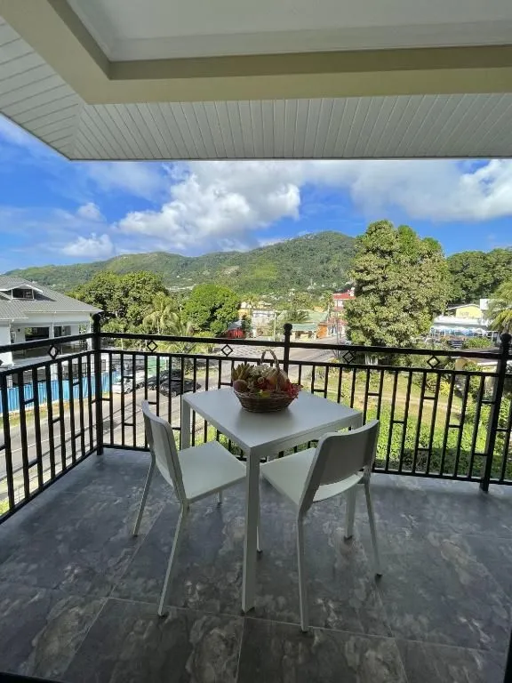 B HOLIDAY APARTMENTS