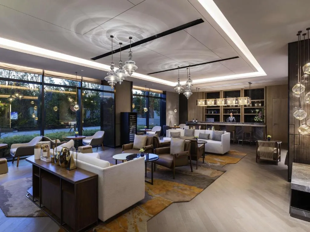 GRAND MERCURE SHANGHAI LINGANG
