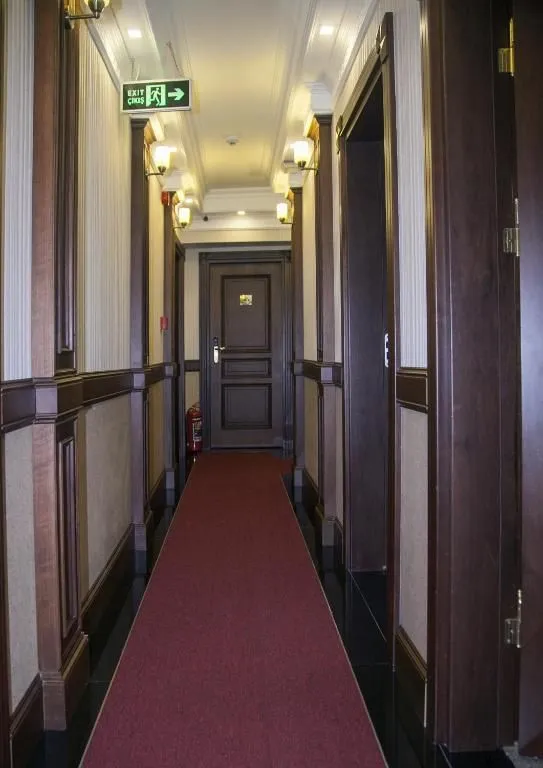 GOLDEN PEN HOTEL