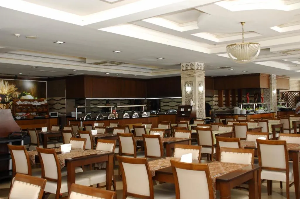 WHITE GOLD HOTEL & SPA