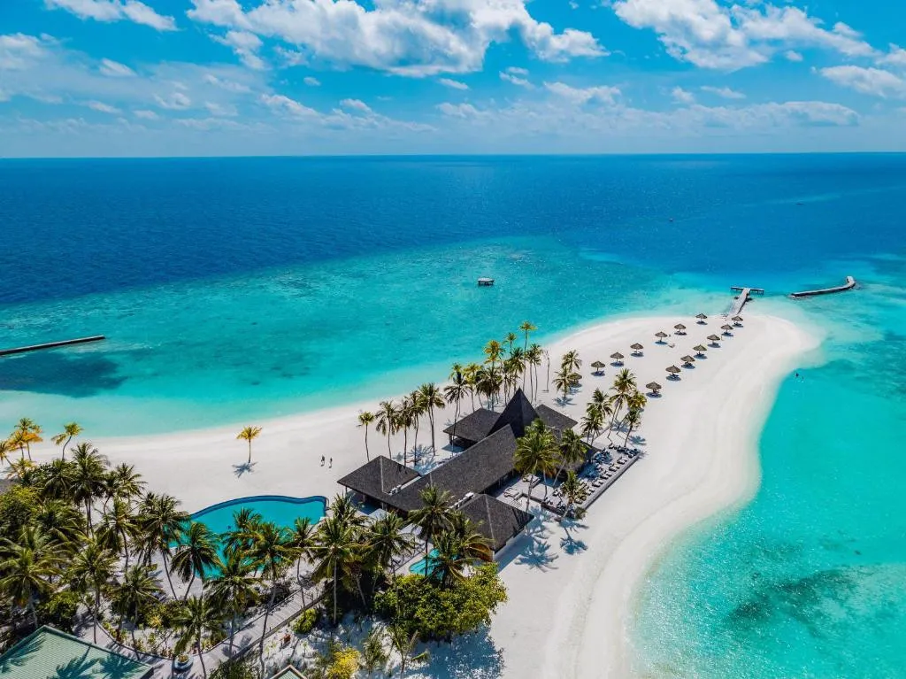 VELIGANDU ISLAND RESORT & SPA