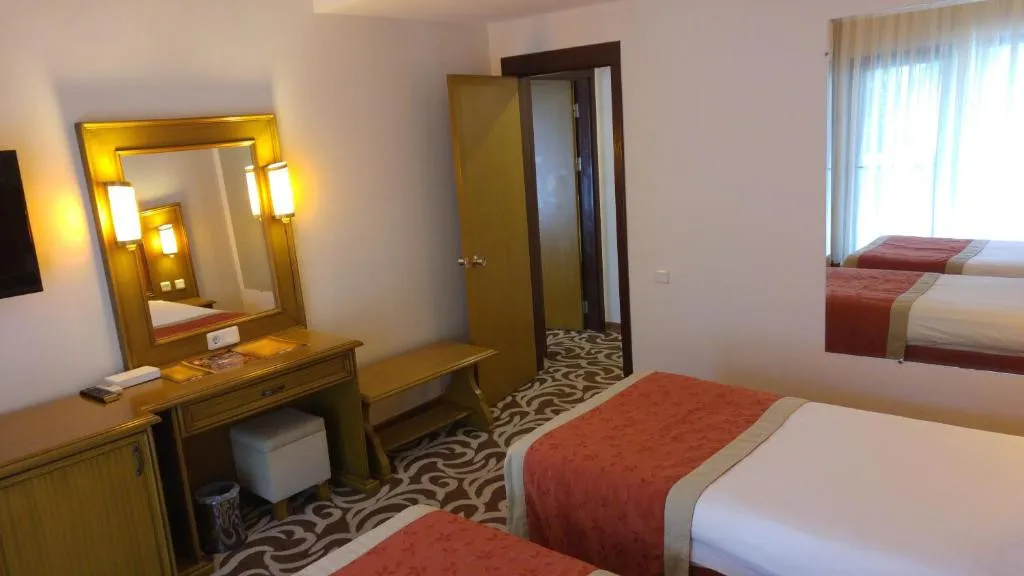 CLUB BORAN MARE BEACH