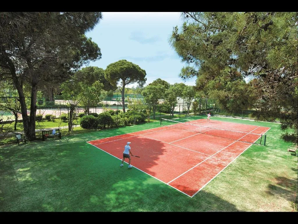 MEGASARAY CLUB BELEK