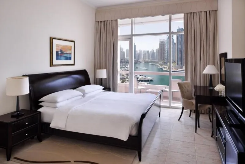 MARRIOTT DUBAI HARBOUR HOTEL & SUITES