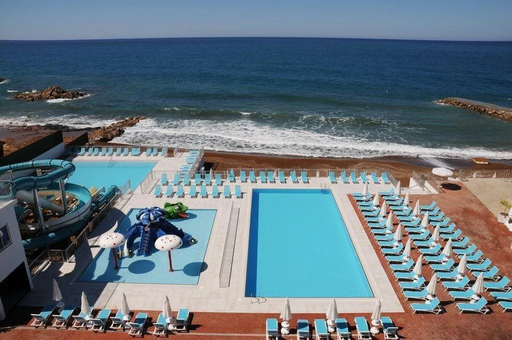 GOLD ISLAND (EX.SENTIDO GOLD ISLAND)