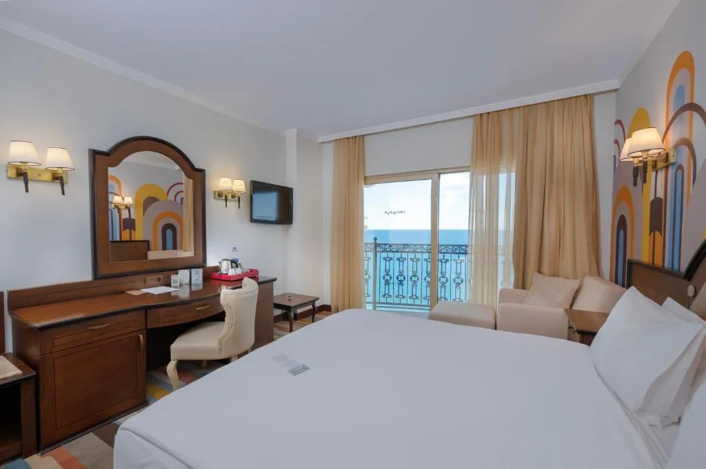 MEGASARAY WESTBEACH ANTALYA (EX. HARRINGTON PARK RESORT)