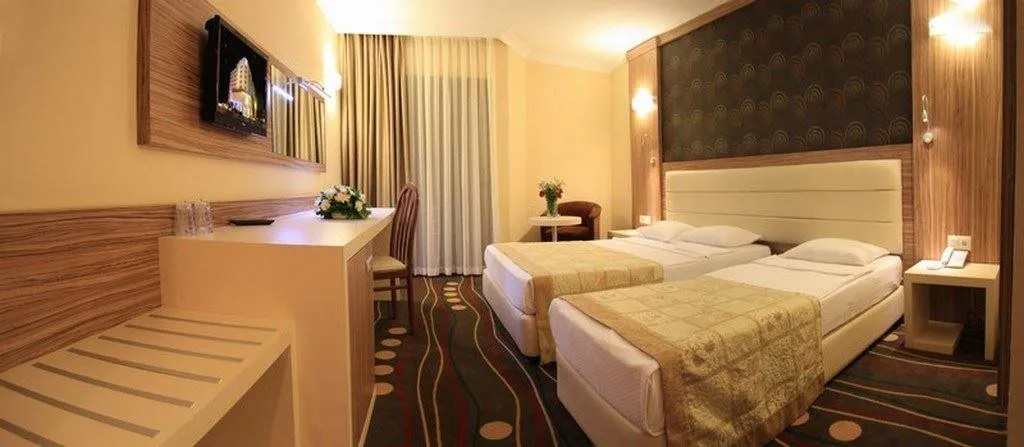 BLUE VISTA HILL HOTEL (EX. VISTA HILL HOTEL)