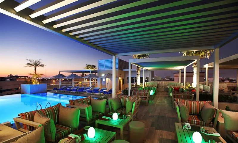 GRAND COSMOPOLITAN HOTEL