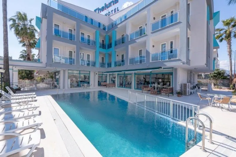 THELUNA CITY HOTEL