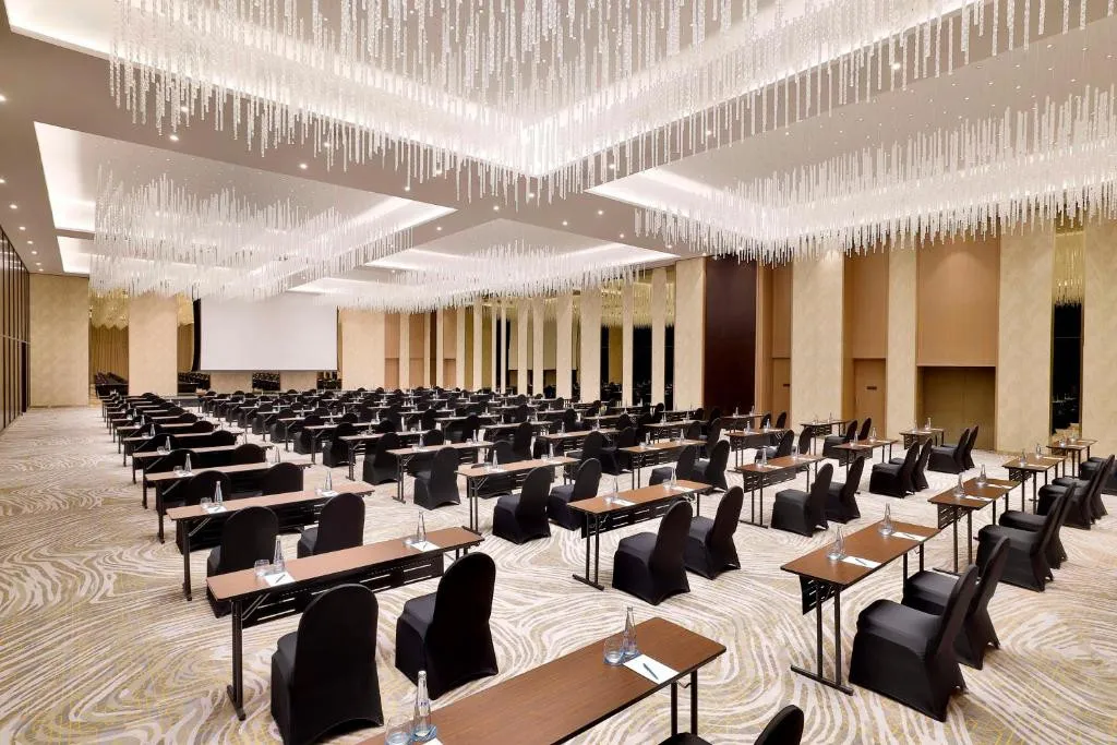 EMBASSY SUITES BY HILTON DUBAI BUSINESS BAY