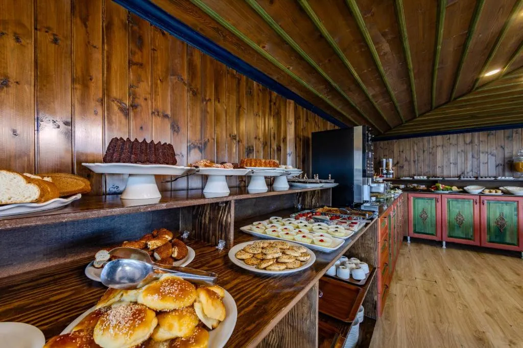 KAYATA CAVE SUITES