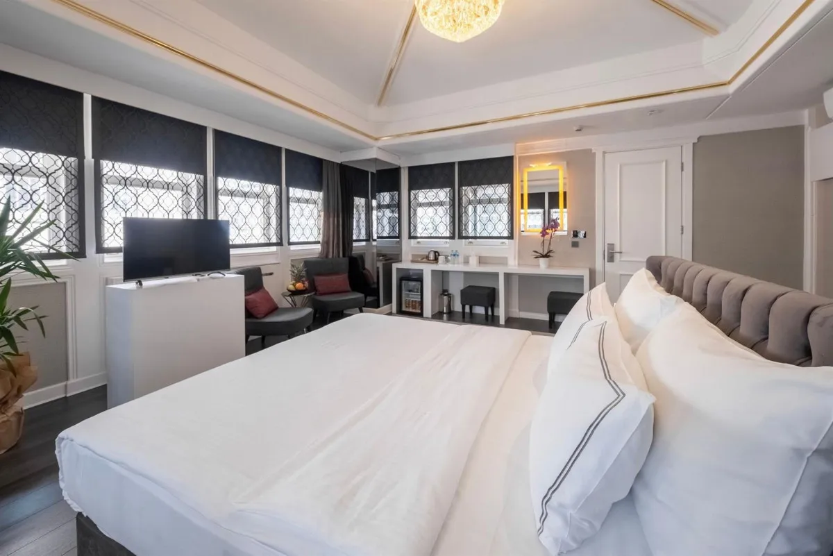 LOOP HOTEL BOSPHORUS ISTANBUL