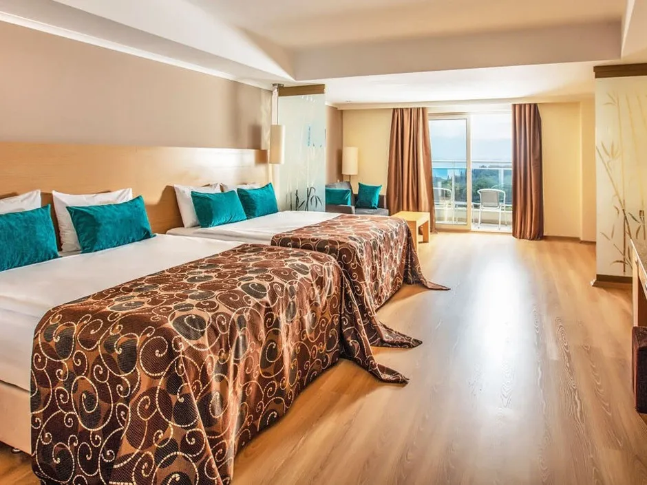 SEALIGHT RESORT HOTEL (EX. OTIUM SEALIGHT BEACH RESORT)