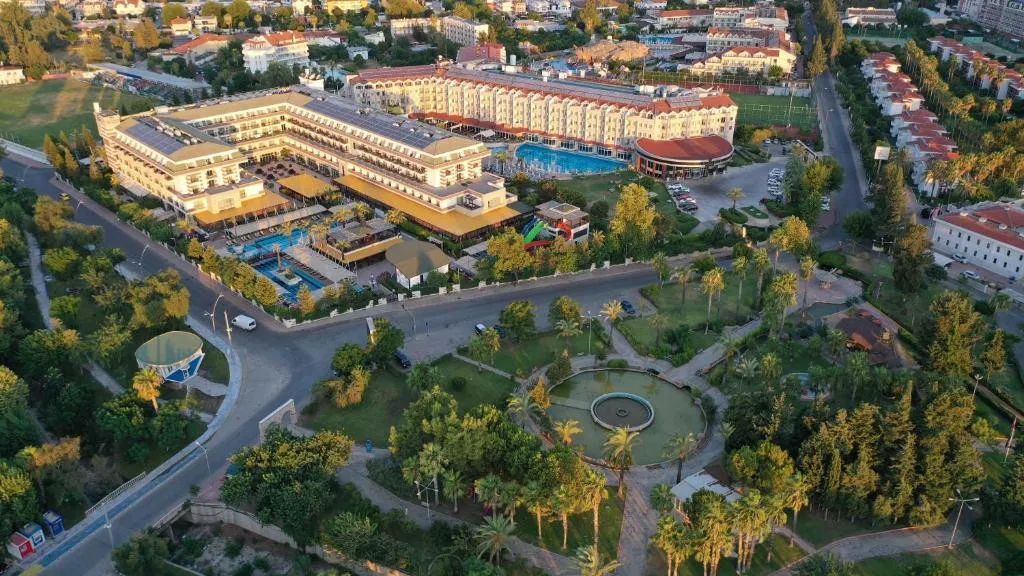 CRYSTAL DE LUXE COMFORT COLLECTION (EX. CRYSTAL DE LUXE RESORT & SPA)