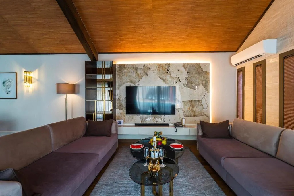 IC HOTELS GREEN PALACE & VILLAS