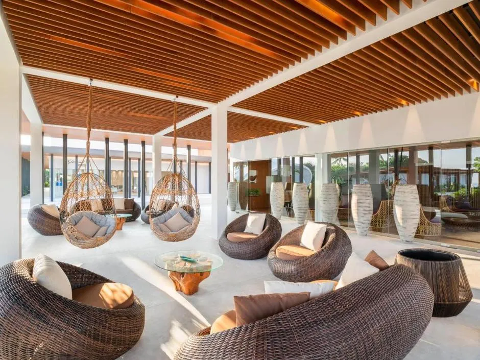 THE WESTIN MALDIVES MIRIANDHOO RESORT