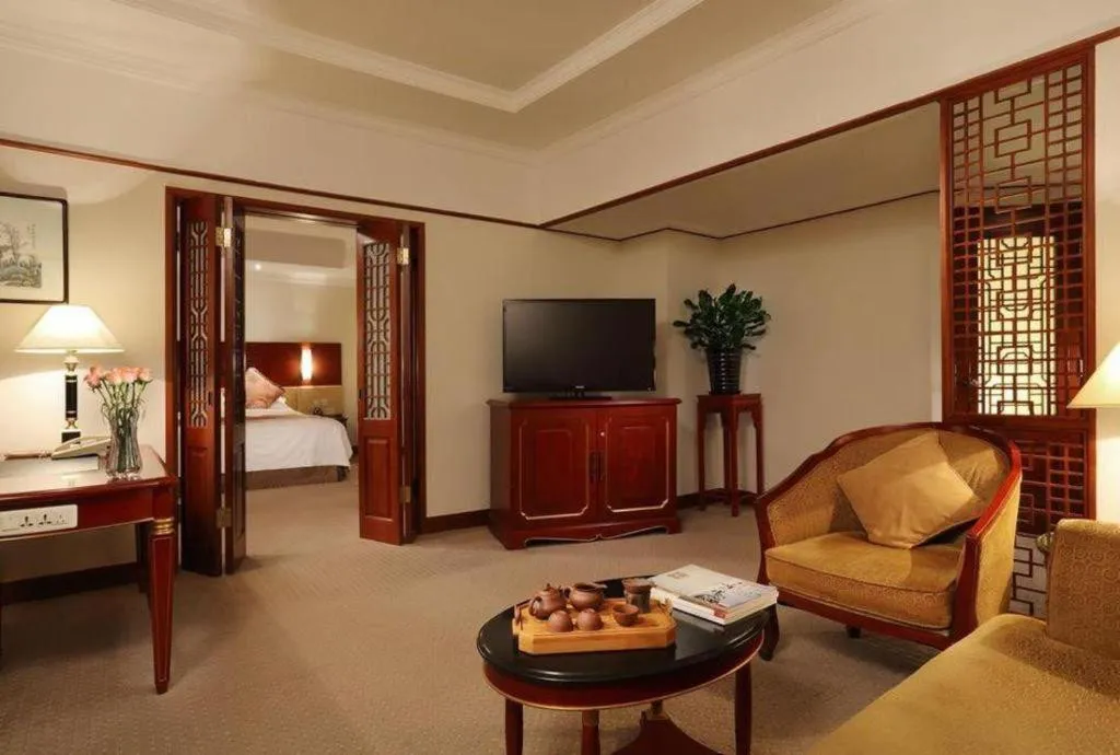 CAPITAL HOTEL