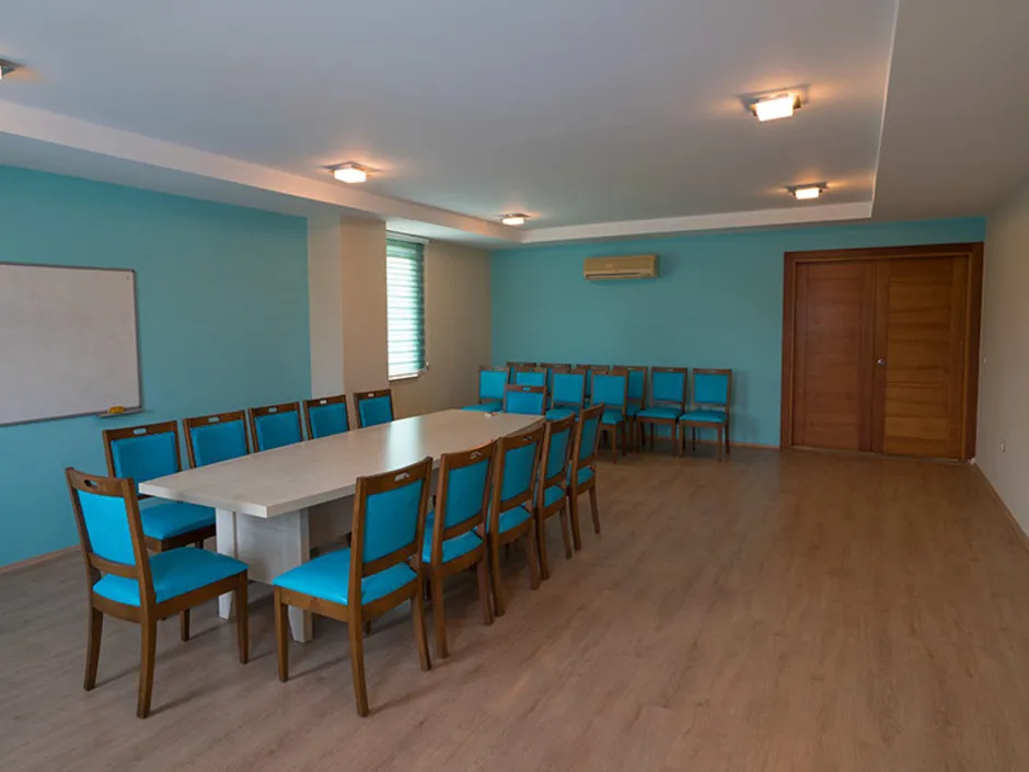 SIDE BREEZE HOTEL (MONACHUS PARK)