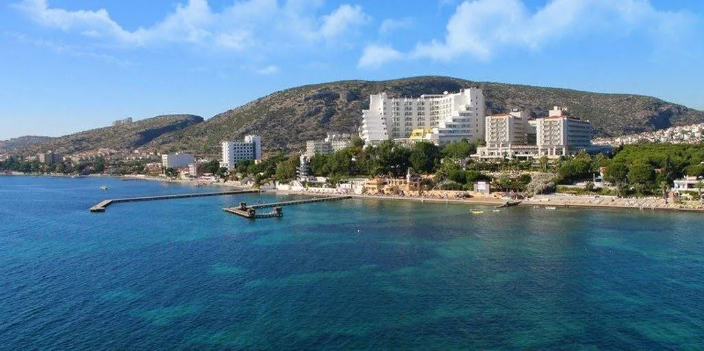 BLUE VISTA HILL HOTEL (EX. VISTA HILL HOTEL)