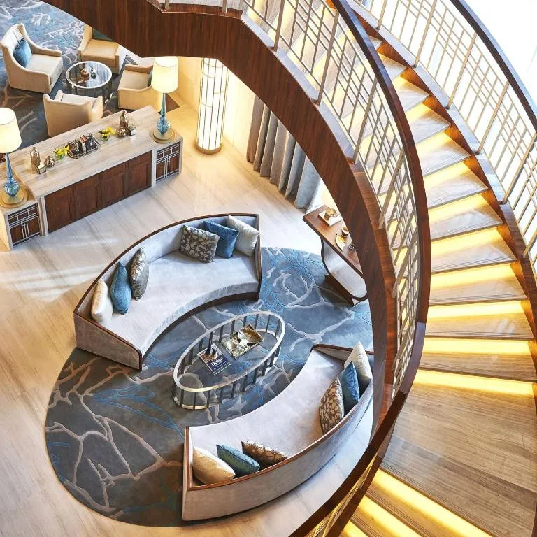 HILTON DUBAI AL HABTOOR CITY