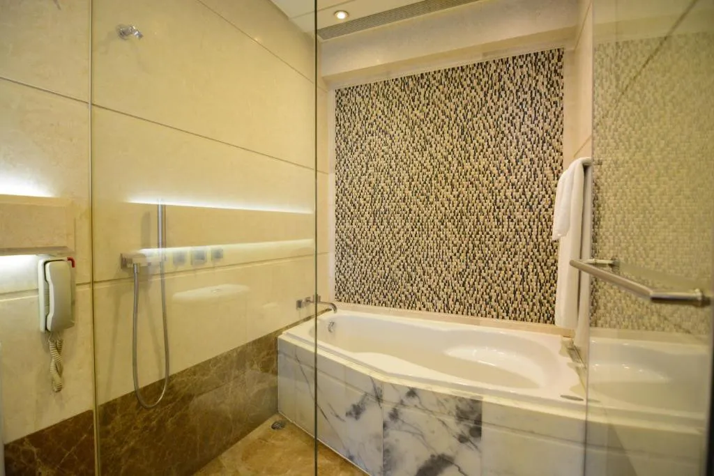 HARBOUR GRAND HONG KONG