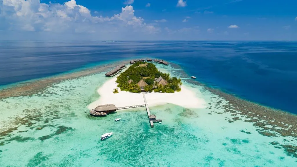 V VILLAS MALDIVES AT MIRIHI (EX. MIRIHI ISLAND)