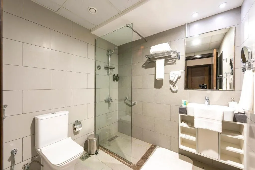 LUXE GRAND HOTEL APARTMENTS