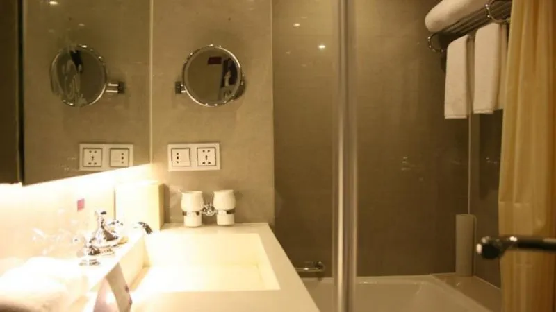 GRAND MERCURE URUMQI HUALING (EX.HUALING)