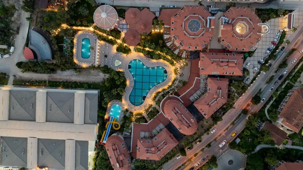 NUMA CLUB SIDE HOTEL