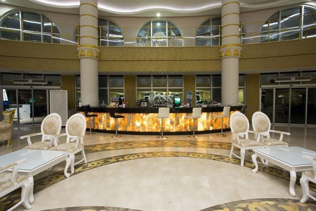 WATER SIDE RESORT & SPA