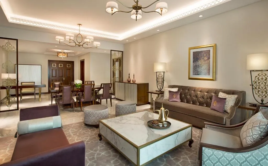 THE RITZ CARLTON DUBAI
