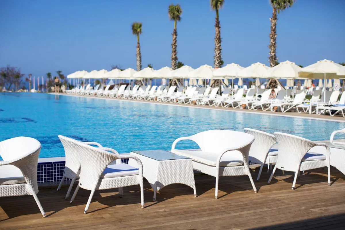 ANDRIAKE BEACH CLUB