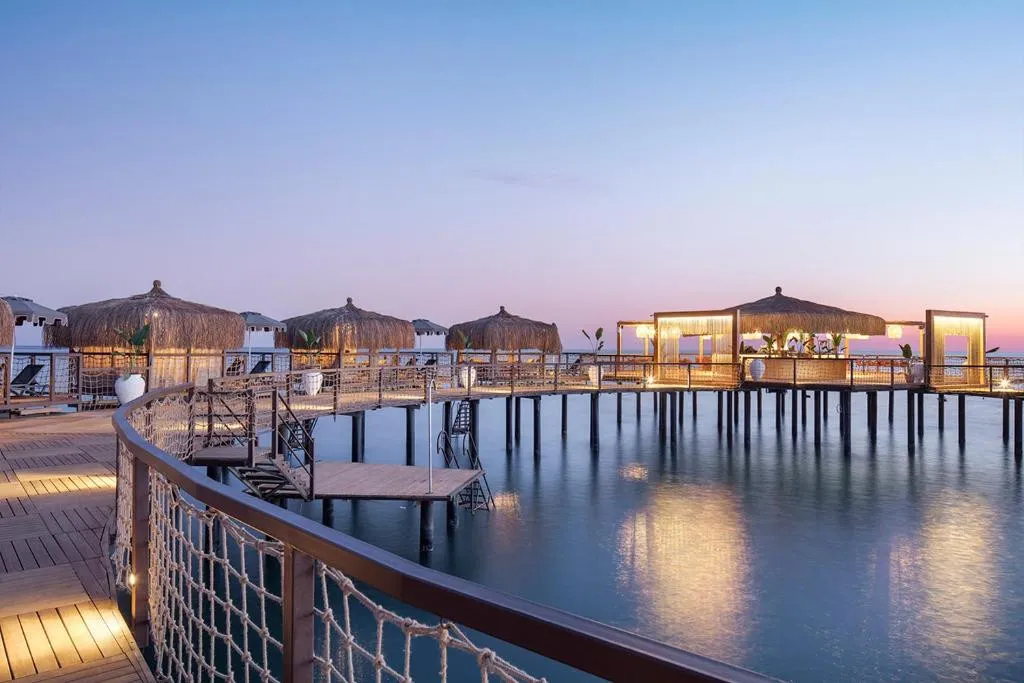BLUE MARLIN DELUXE SPA & RESORT