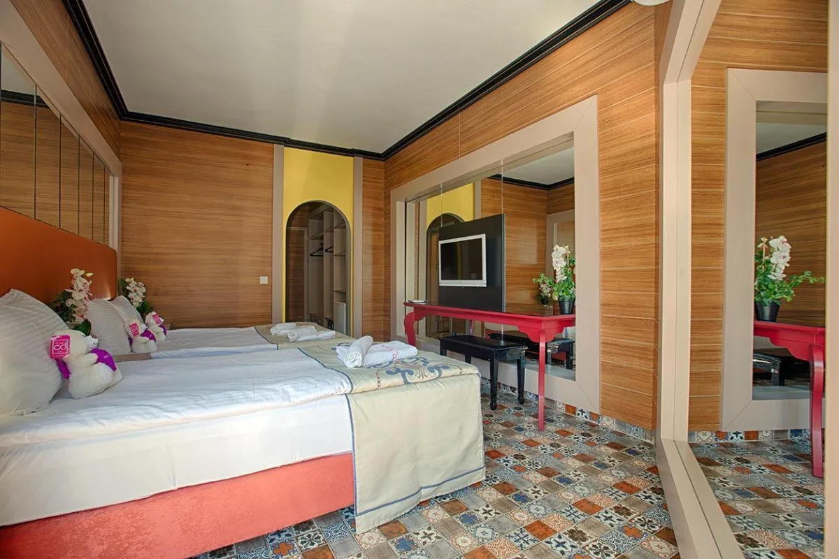CLUB HOTEL ANJELIQ (EX. ANJELIQ RESORT HOTEL)