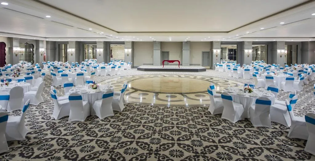 PORT NATURE LUXURY RESORT HOTEL & SPA