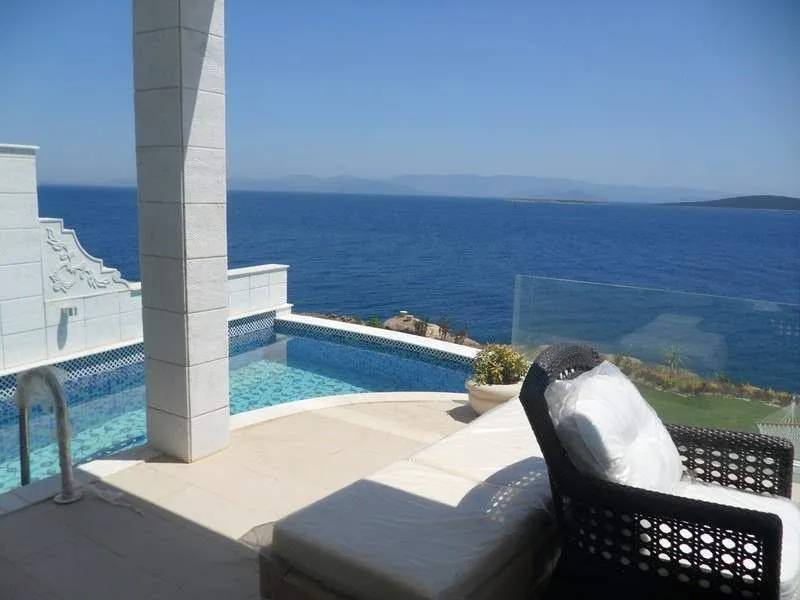 THE BLUE BOSPHORUS HOTEL