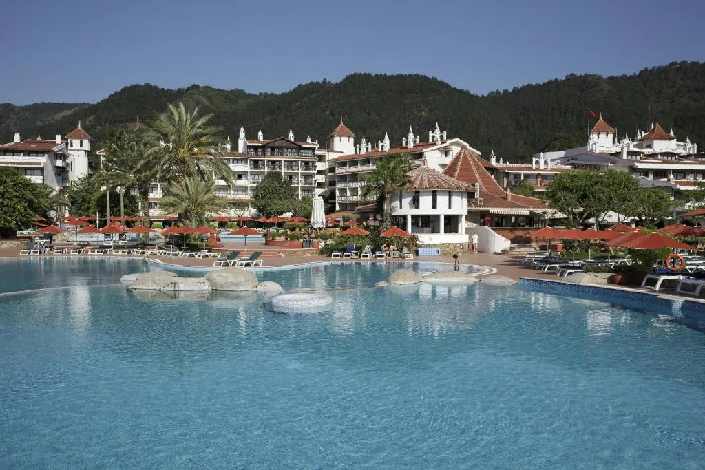MARTI RESORT