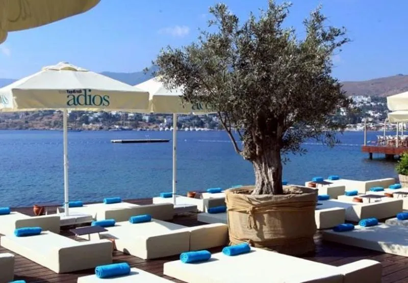 MAKI OTEL