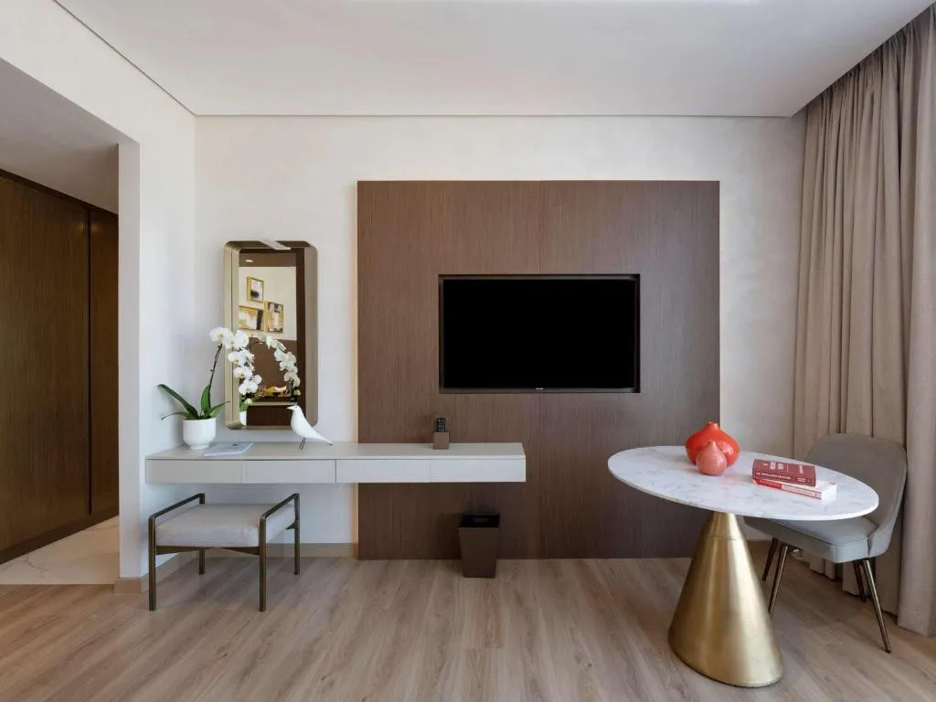 MOVENPICK JUMEIRAH VILLAGE TRIANGLE