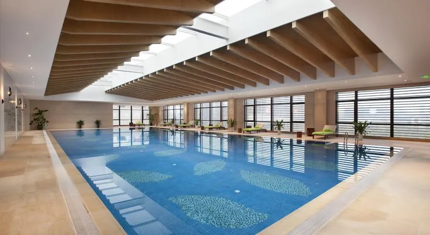 CROWN PLAZA SHANGHAI JINXIU BY IHG (EX. HOLIDAY INN SHANGHAI JINXIU)
